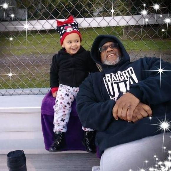 Meet your Posher, Vincent - Picture 1 of 1